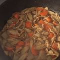 ふふふのりか's cooksnap of when they made 豚肉とごぼうとこんにゃくの味噌煮込み.