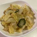 papikun's cooksnap of when they made きゅうりとキャベツの酢の物.