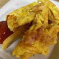 ひまわりJJ's cooksnap of when they made マクドナルドポテトの余りでチーズオムレツ.