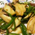 miumini's cooksnap of when they made 簡単ピーマンとエリンギのバター醤油炒め.