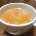 しまちょ★'s cooksnap of when they made 新玉ねぎとベーコンのコンソメスープ.