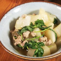 低カロ探検隊's cooksnap of when they made 簡単子供が喜ぶ　かぶと豚ひき肉のそぼろ煮.