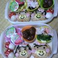 サトぶーママちゃん's cooksnap of when they made キャラ弁おかず☆カニカマのお花☆.