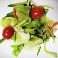 おれにまかせろ's cooksnap of when they made 簡単！絶品☆彩りわさびドレッシングサラダ.