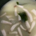 えみーごad's cooksnap of when they made しめじとわかめのお味噌汁.