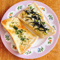 シルバニア's cooksnap of when they made 簡単　ごま香る　しらすチーズトースト.