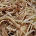 えくぼ母さん's cooksnap of when they made 簡単！もやしと舞茸のバター醤油炒め♥.