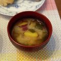 ちゃぴ♥'s cooksnap of when they made ＊さつまいもとワカメのみそ汁＊.