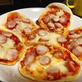 もちょぞう's cooksnap of when they made 餃子の皮アレンジ☆フライパンでミニピザ.
