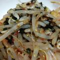 ょわにさく's cooksnap of when they made レンジで簡単！もやしキムチ.