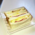 かっちゃん杉's cooksnap of when they made レンチンで簡単！厚焼き玉子のサンドイッチ.