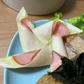 hawaiisuki's cooksnap of when they made ハムチーズの春巻の皮de風車.