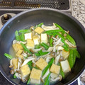 クックHYEUXZ☆'s cooksnap of when they made ダシが効いた！絹さやと厚揚げの煮物.