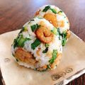 ちゃちゃまる26's cooksnap of when they made 超簡単！天かすで作る「天むす風おにぎり」.