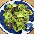 CafeLeche's cooksnap of when they made 春キャベツと鯨の塩炒め.
