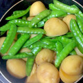 ユリchan＊'s cooksnap of when they made とっても簡単☆新じゃがの皮むき.