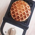 アクセル☆'s cooksnap of when they made メロンパン～ワッフルメーカーで焼いてみた.