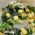 ☆motsu☆'s cooksnap of when they made 麺つゆでほうれん草ツナコーン新玉の和え物.