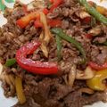 ＭＩＬＵ's cooksnap of when they made 市販のタレで簡単焼肉弁当.