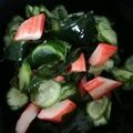 よしゆか62's cooksnap of when they made カニカマとわかめと胡瓜の酢の物.