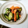 涼ママらぐまん's cooksnap of when they made カニカマとキュウリの塩昆布和え.