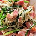 わっしょい♬'s cooksnap of when they made 節約やみつき✩ベーコンとニラのもやし炒め.