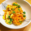 ☆こうへいママ☆'s cooksnap of when they made グリーンピースと人参の卵とじ.