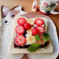 Newチヨコっと♪'s cooksnap of when they made 小倉いちごホイップドッグ＊フルーツサンド.
