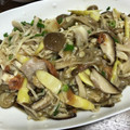 クック8J0LFQ☆'s cooksnap of when they made 簡単！美味！豚こまときのこの梅バター炒め.