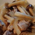 現実逃避さん's cooksnap of when they made 玉ねぎとシメジ入り豚肉の生姜焼き.