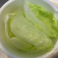 クックY5BWAW☆'s cooksnap of when they made 手だけで簡単 レタスをきれいにはがす方法.