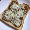 しげくん☆'s cooksnap of when they made 簡単♫カレーチーズトースト.