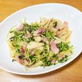乙川日奈's cooksnap of when they made ニンニク香る豆苗とベーコンとエリンギ炒め.