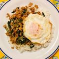 Vöglein's cooksnap of when they made 【タイ人が作る】本当のガパオ.