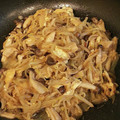 クック4XY5NE☆'s cooksnap of when they made 油揚げと、もやしと、きのこの炒め物.