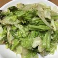 ＊chi〜ko＊'s cooksnap of when they made レタスとたまねぎのおかかサラダ.