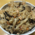 みっぺぴ's cooksnap of when they made 鮭としめじの炊き込みご飯.