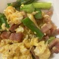 クックOVUGGG☆'s cooksnap of when they made 簡単！アスパラベーコンの卵炒め【お弁当】.