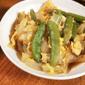 低カロ探検隊's cooksnap of when they made スナップエンドウと新タマネギの卵とじ.