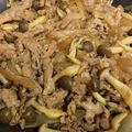 ひなコアラ's cooksnap of when they made 玉ねぎとシメジ入り豚肉の生姜焼き.