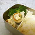 龍青空ママ's cooksnap of when they made お弁当の隙間に＊簡単＊ちくわのうず巻き♪.