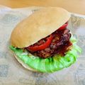 カフェ店員M子's cooksnap of when they made ビーフ100%ハンバーガー.