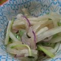 凪なぎ's cooksnap of when they made 混ぜるだけで簡単！大根と玉ねぎのサラダ.