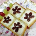 みっちゃん❇️68's cooksnap of when they made ♡クリームチーズのお花トースト♡.