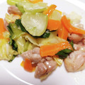 林檎／RS's cooksnap of when they made 子供が喜ぶ鳥もも肉と青梗菜えのきの炒め物.