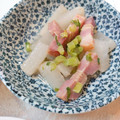 えびえり's cooksnap of when they made 大根と厚切りベーコンの煮物.