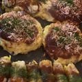 monemaruku's cooksnap of when they made 肉巻き！お好み焼そば.