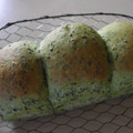 カバゴン's cooksnap of when they made ♫♬うちのふわふわ na 小松菜パン♫♬.