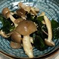 yummy?'s cooksnap of when they made （低糖質レシピ）しめじとワカメの炒め物.