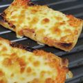 毎日しょっぱい亭's cooksnap of when they made サクッ＆とろ～り！油揚げピザ（カニカマ）.